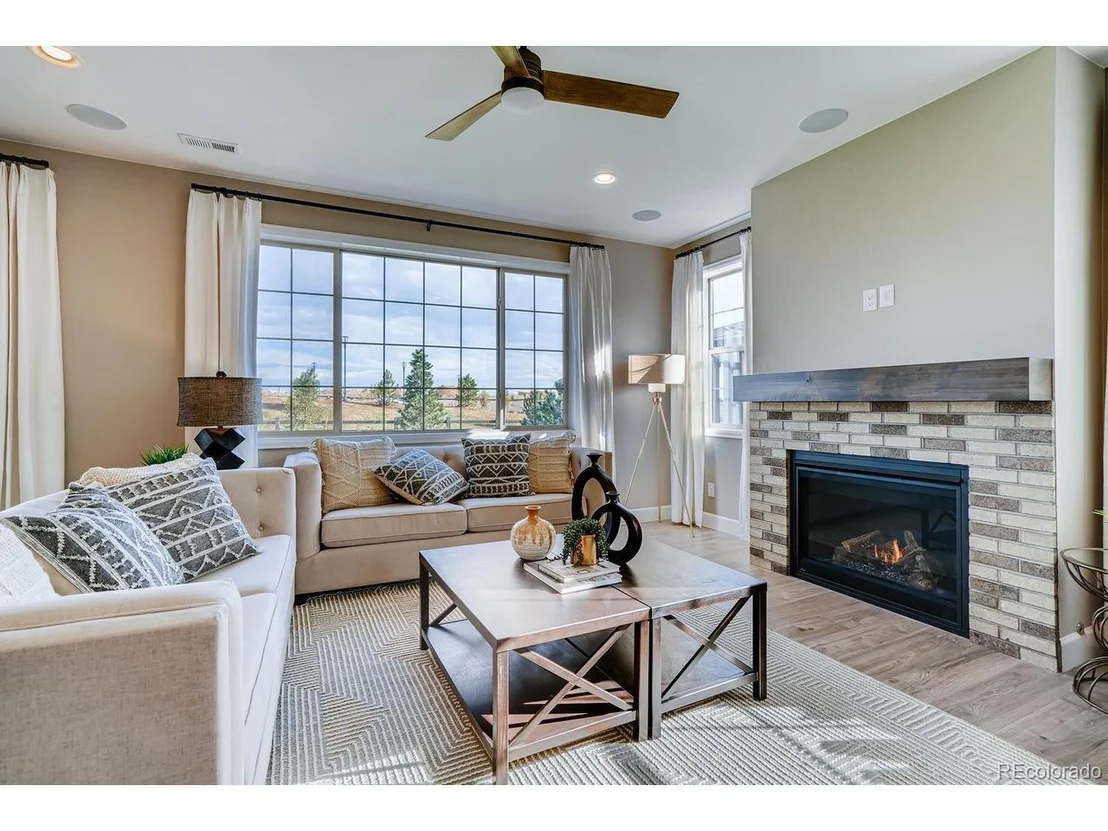 Photo of 738 Sunflower Dr