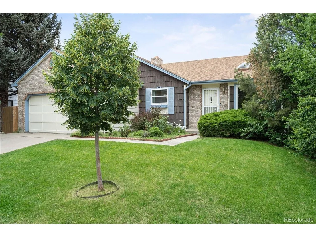Photo of 16238 E Exposition Dr
