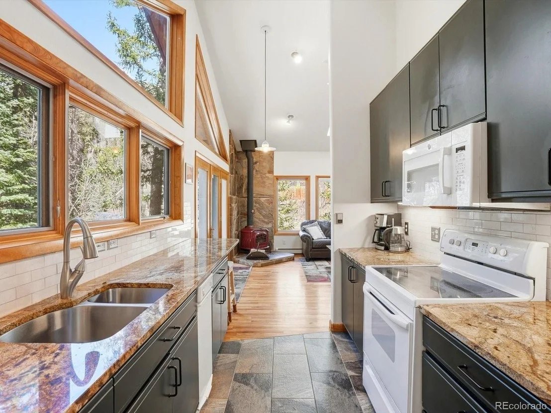 Photo of 2547 Mill Creek Rd