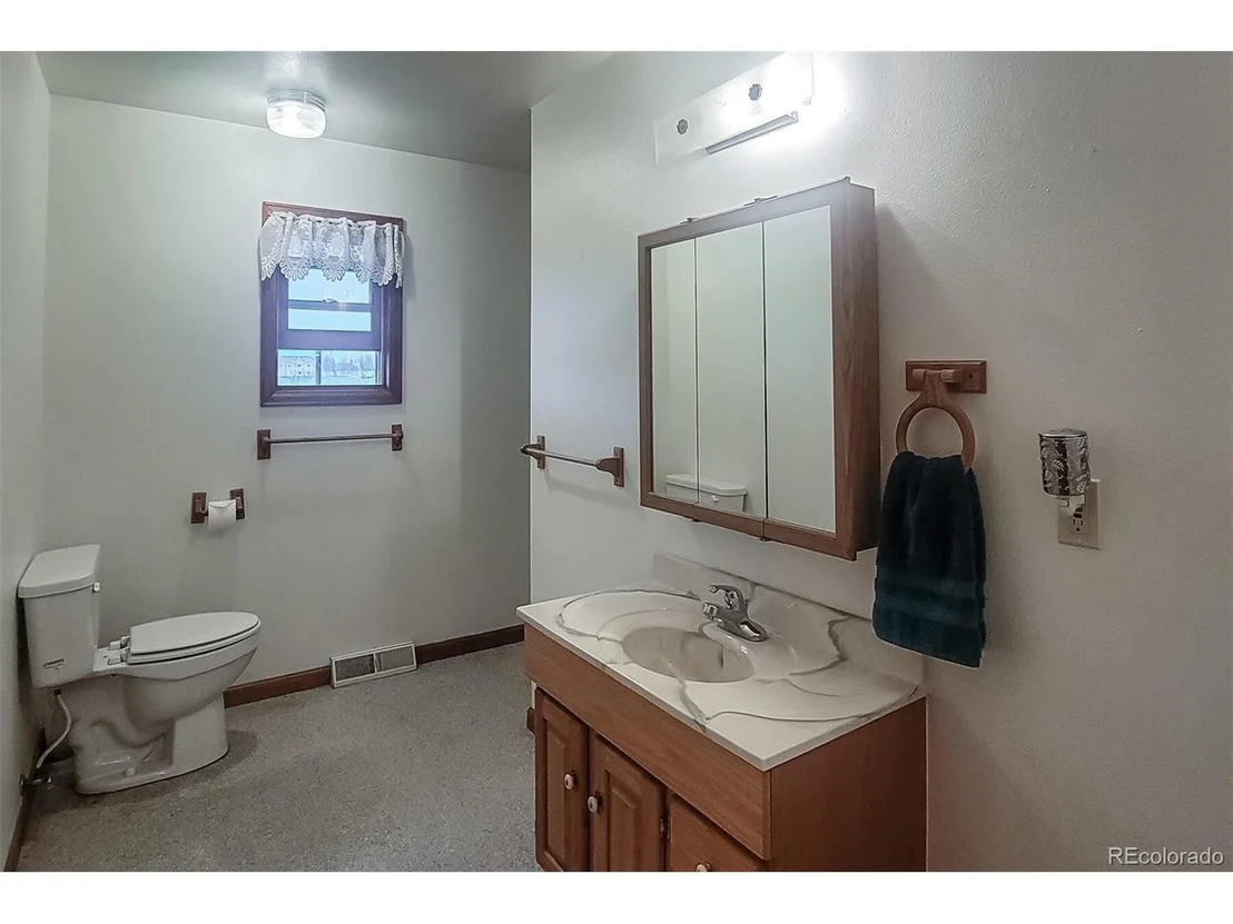 Photo of 40 Mcdonald Ave