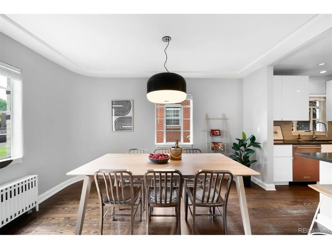 Photo of 2383 Jasmine St