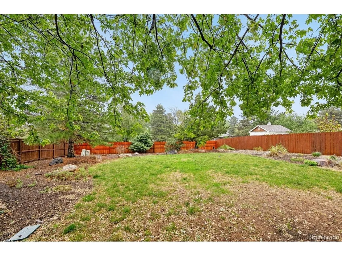 Photo of 210 Crawford Cir