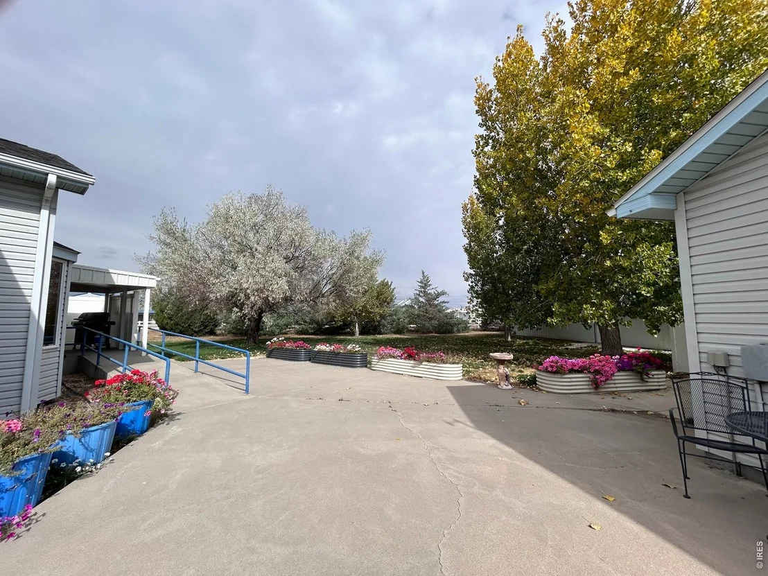 Photo of 717 3rd Ave