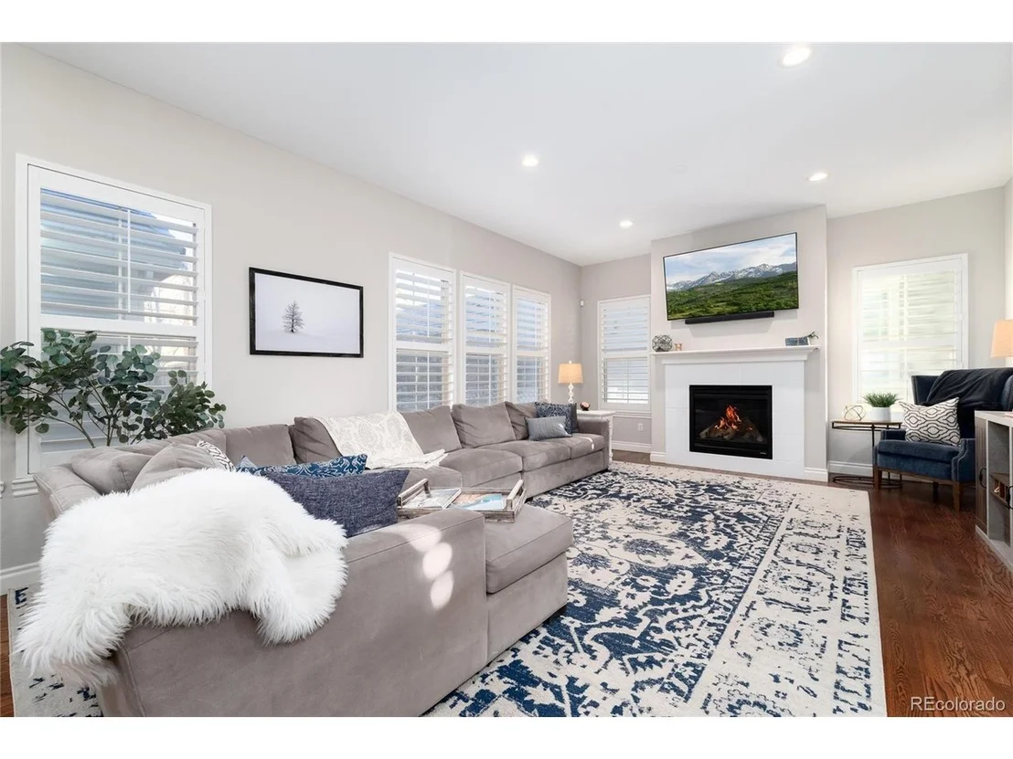 Photo of 10286 Greentrail Cir
