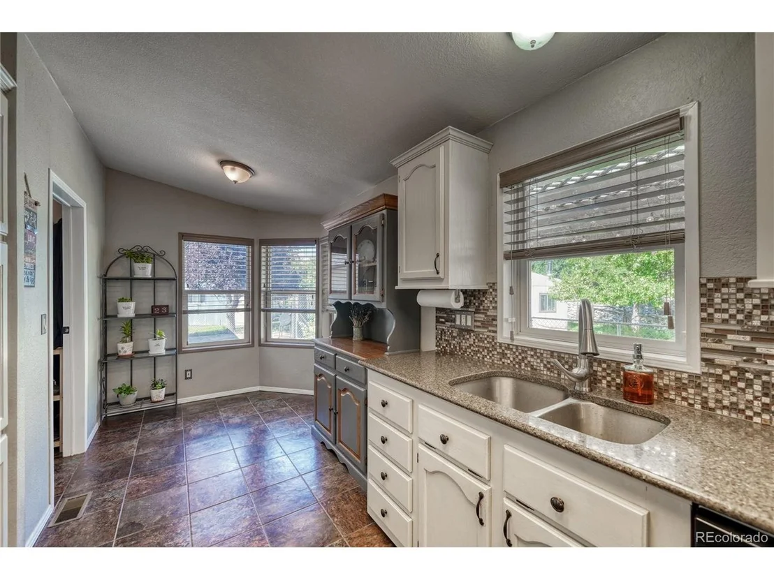 Photo of 7008 County Road 107
