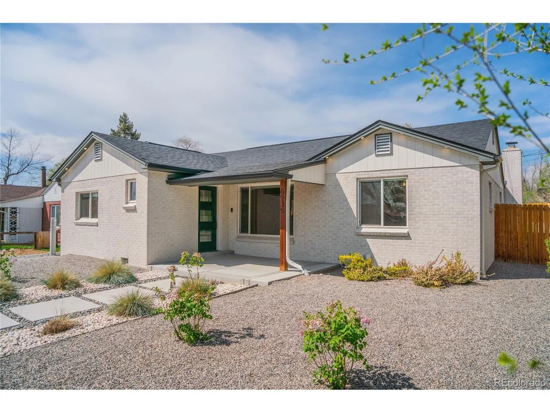 Photo of 6935 W 16th Ave