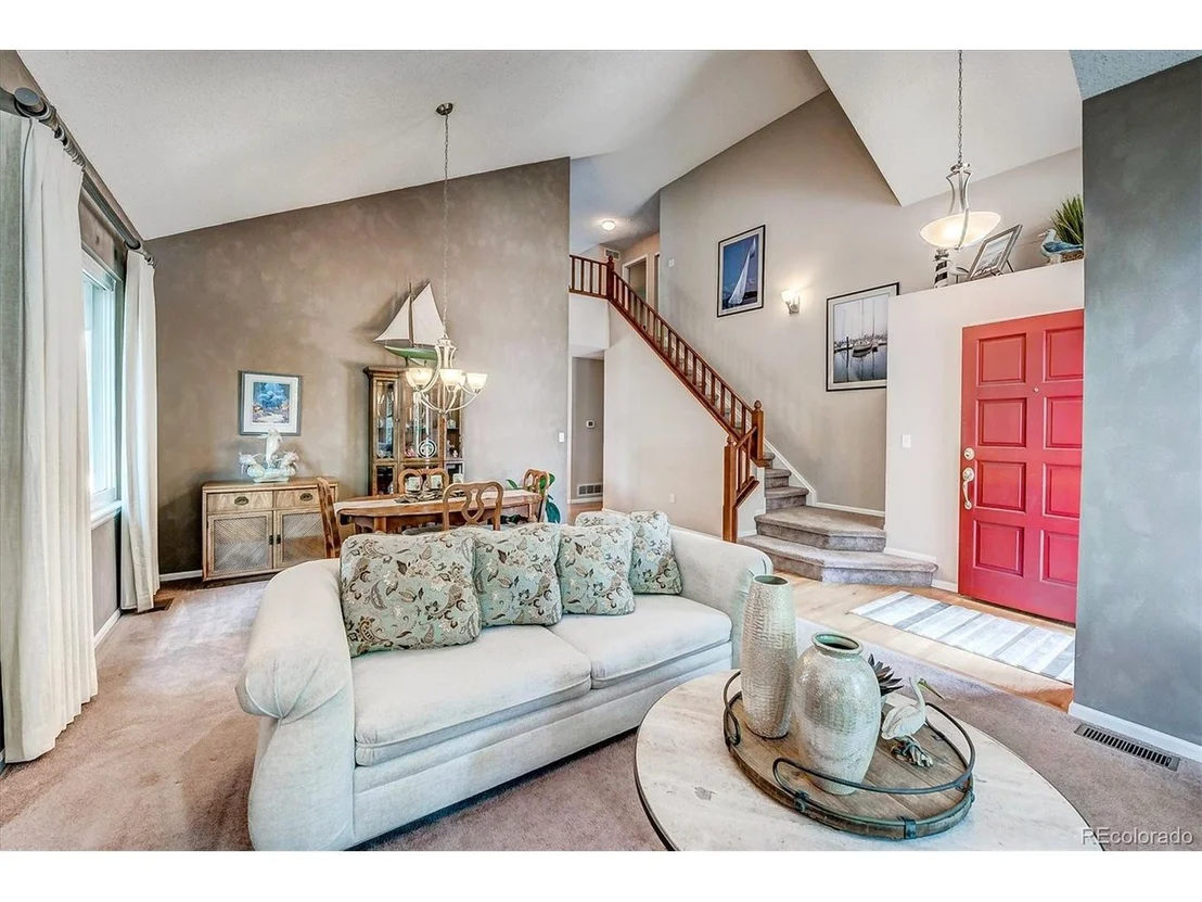 Photo of 8007 W 78th Cir