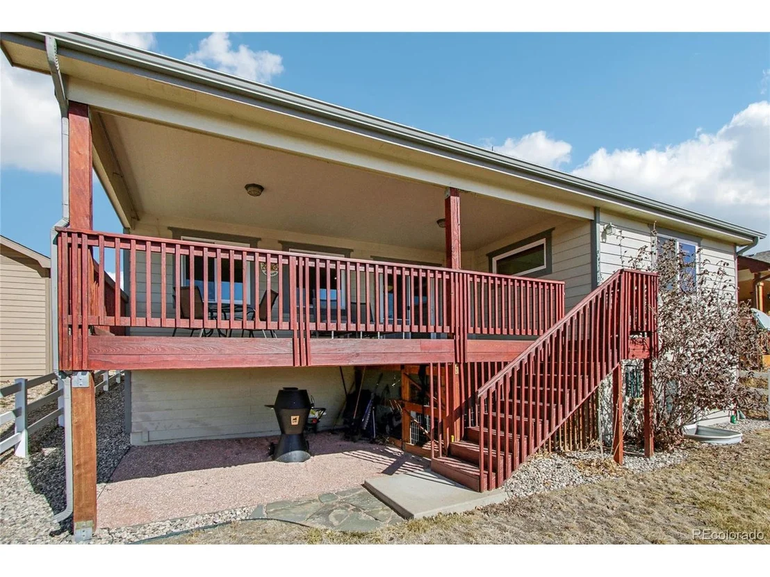 Photo of 2439 Maple Hill Dr