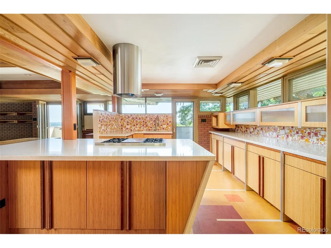 Photo of 14596 Foothill Rd