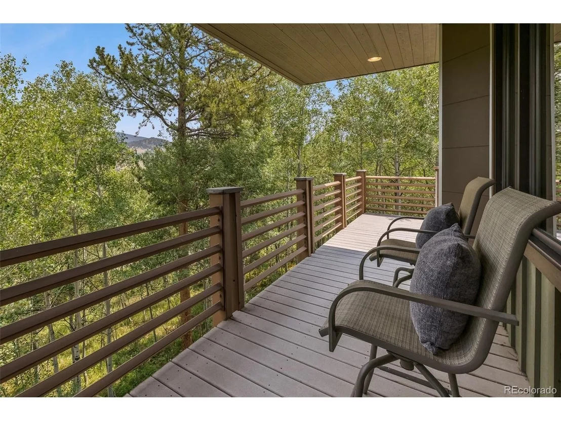 Photo of 1744 Falcon Dr