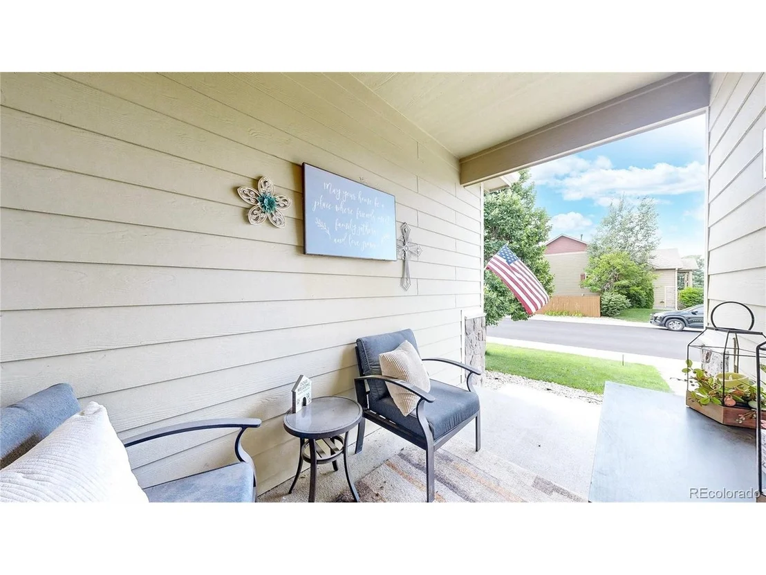 Photo of 517 Dee Rd