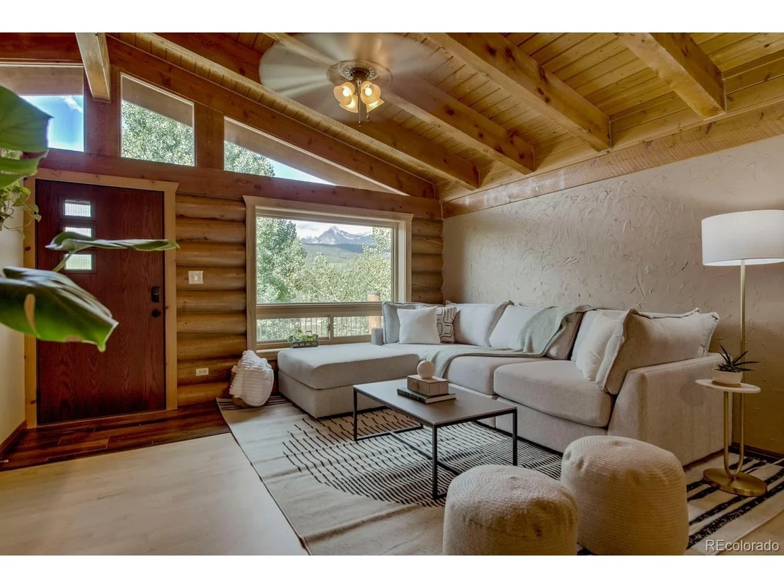 Photo of 254 Hillside Dr