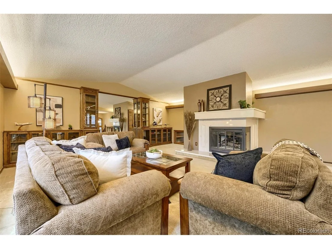Photo of 8107 W 71st Pl