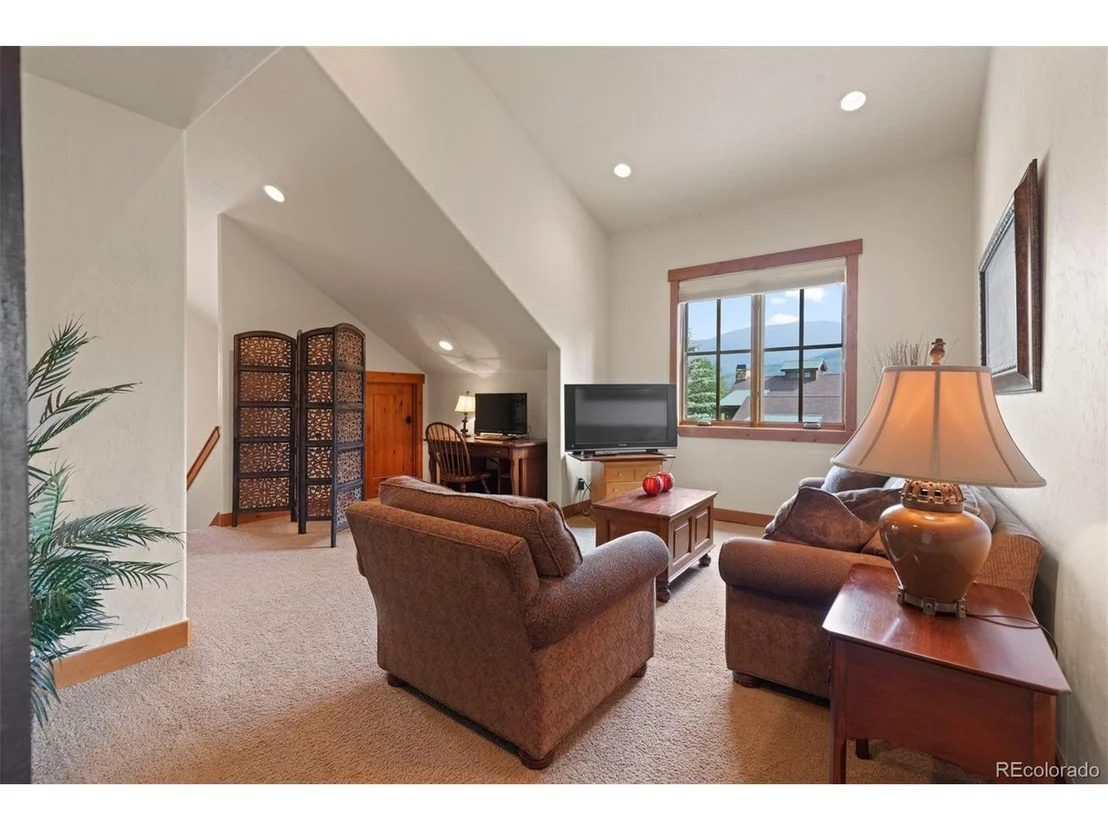 Photo of 131 Talon Cir