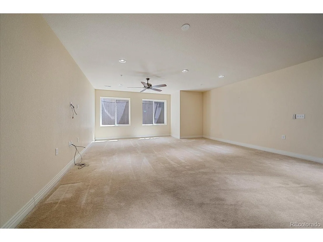 Photo of 1130 Summit View Dr