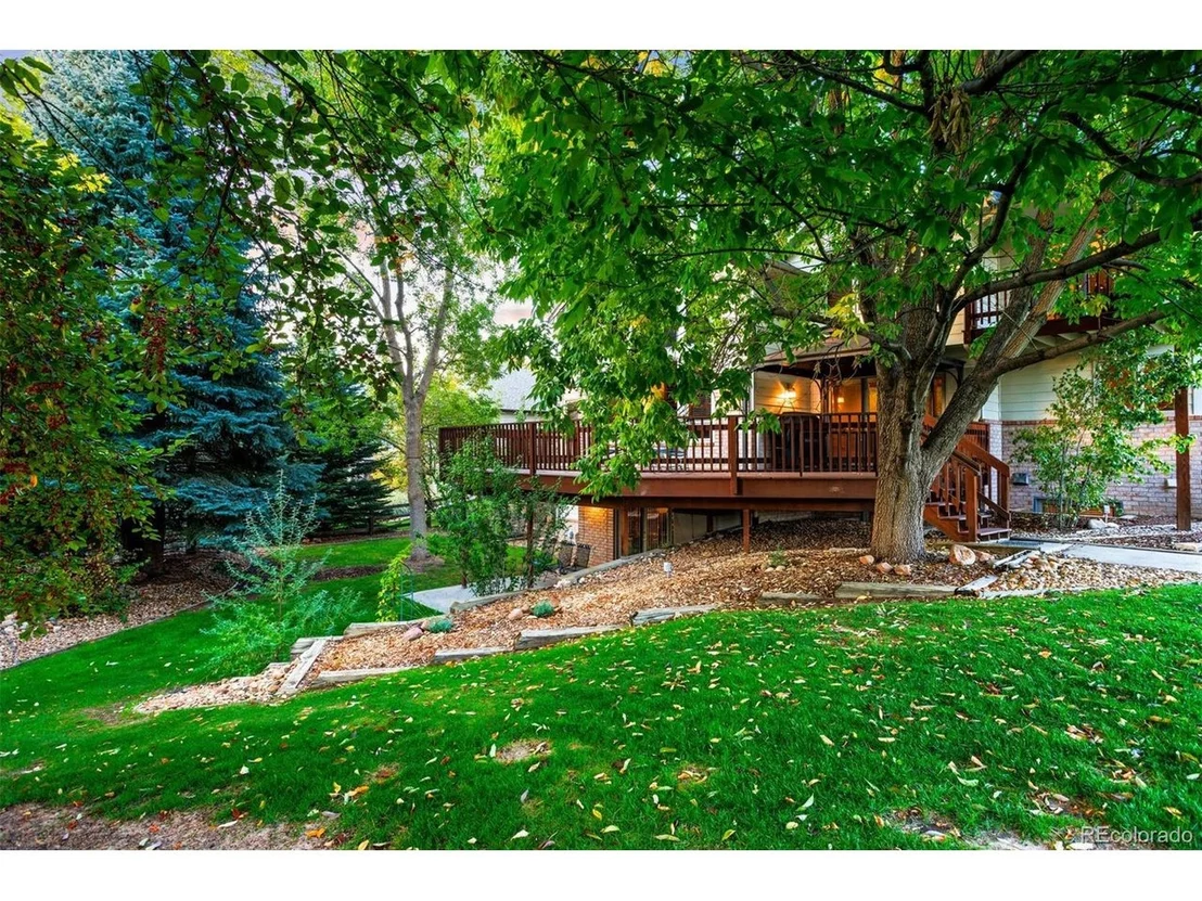 Photo of 2245 Ridgeview Way