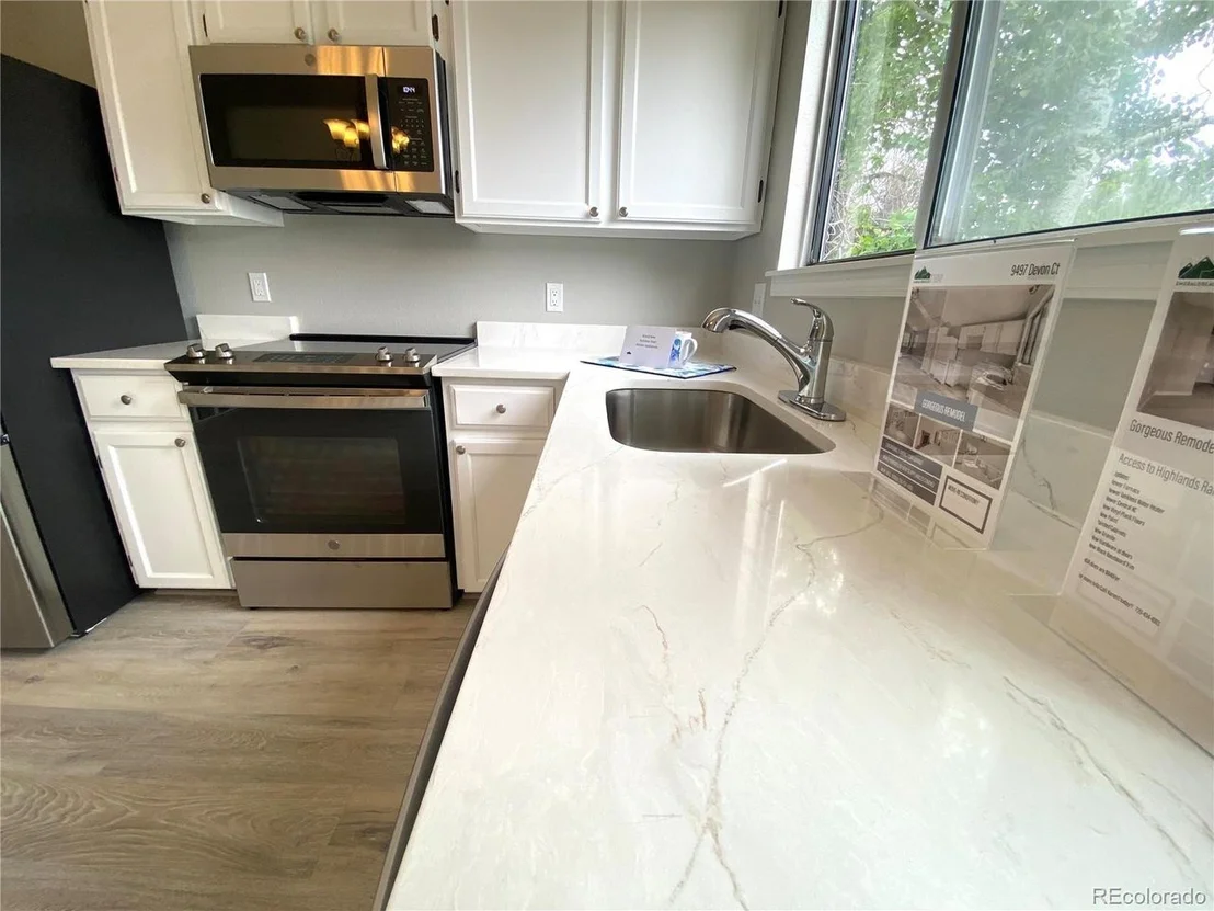 Photo of 9497 Devon Ct