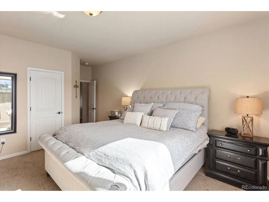 Photo of 210 Cottonwood Cir