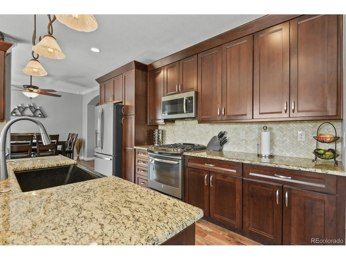 Photo of 21018 Saddleback Cir
