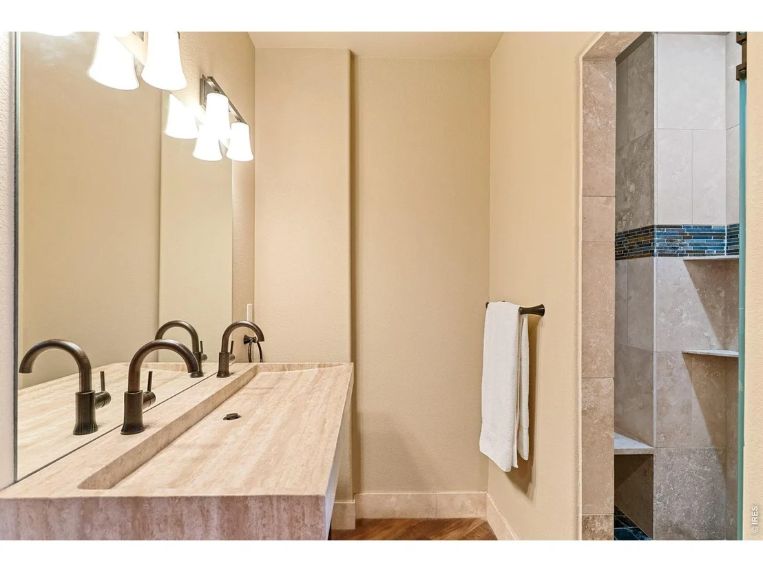 Photo of 3032 Center Ridge Dr