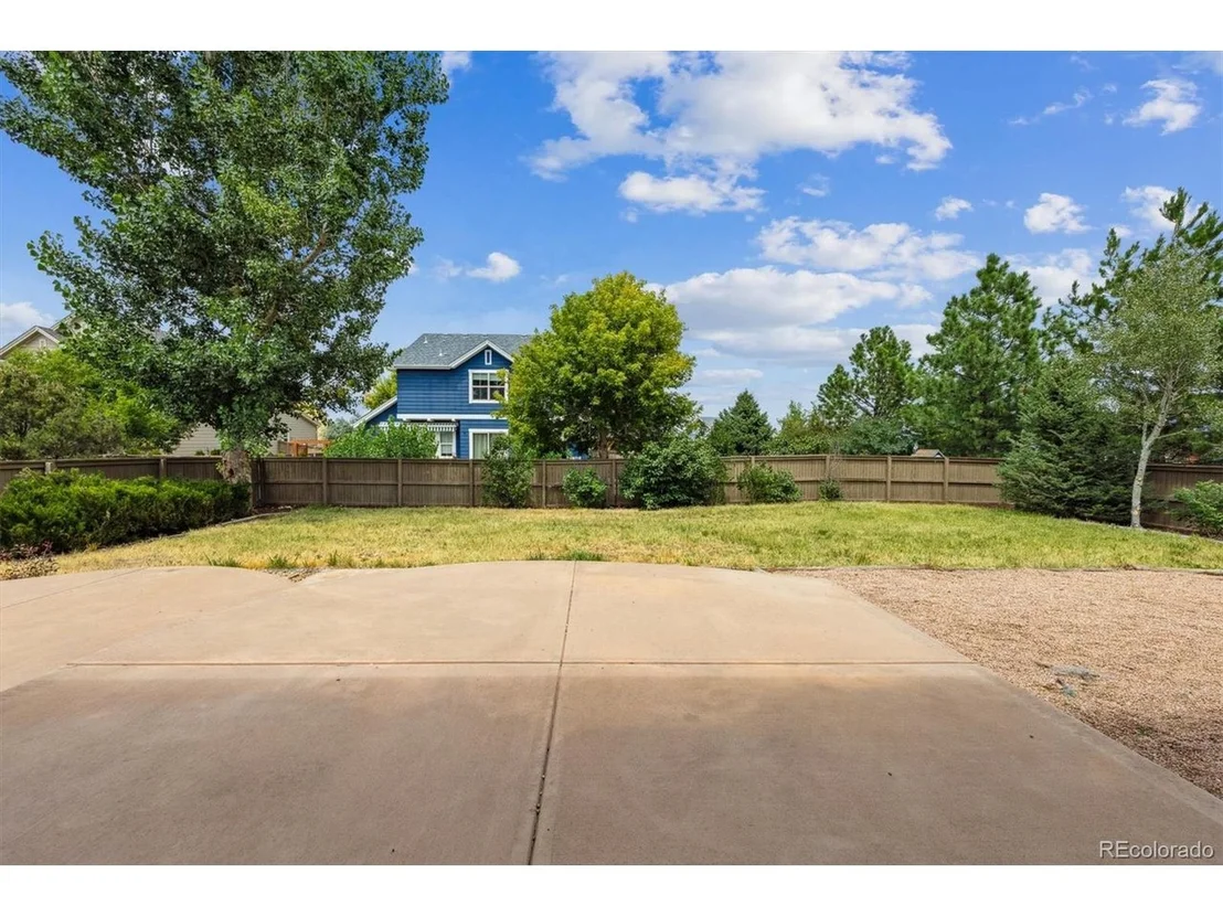 Photo of 6945 Winthrop Cir