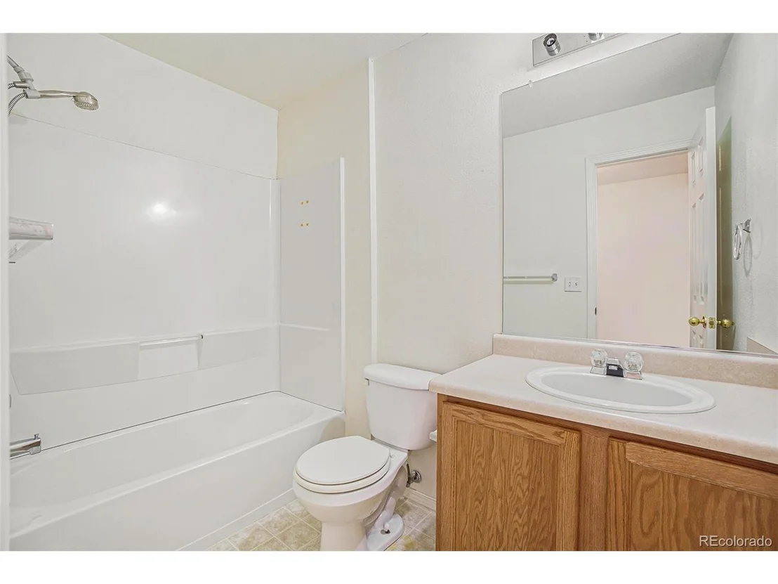 Photo of 6520 Stagecoach Ave