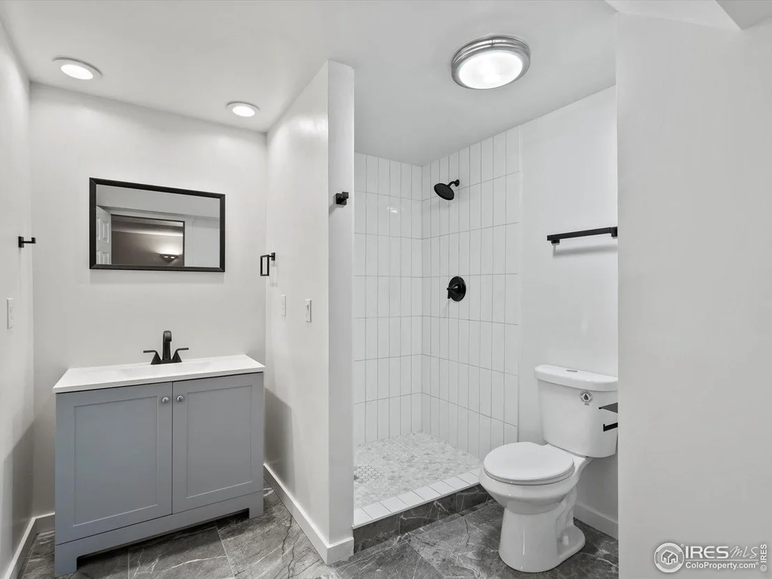 Photo of 1141 Jefferson Dr