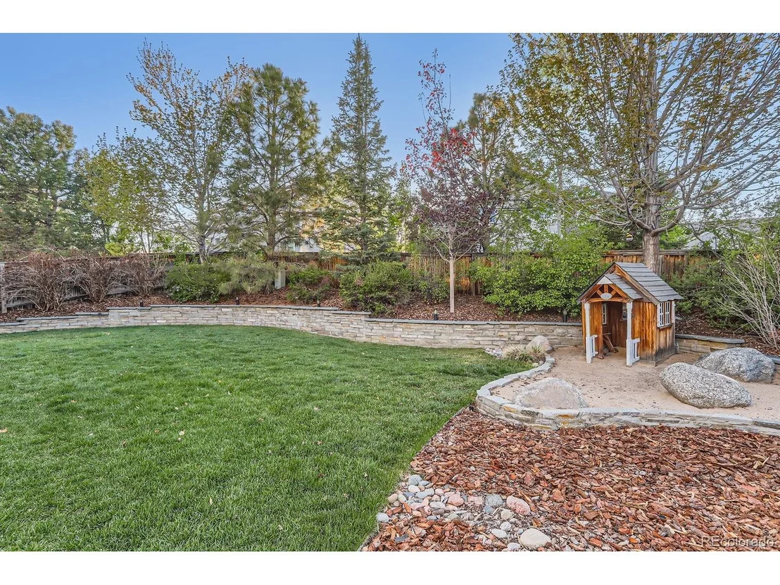 Photo of 11013 Valleybrook Cir