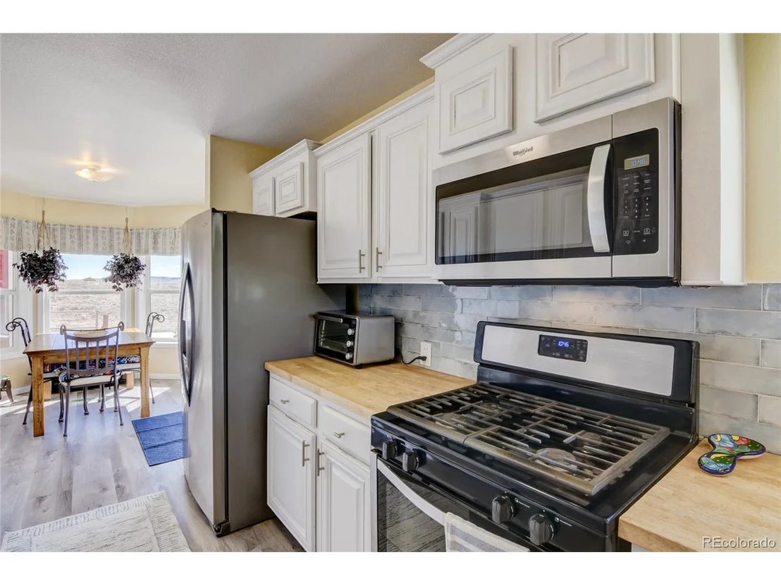 Photo of 261 Bridle Path