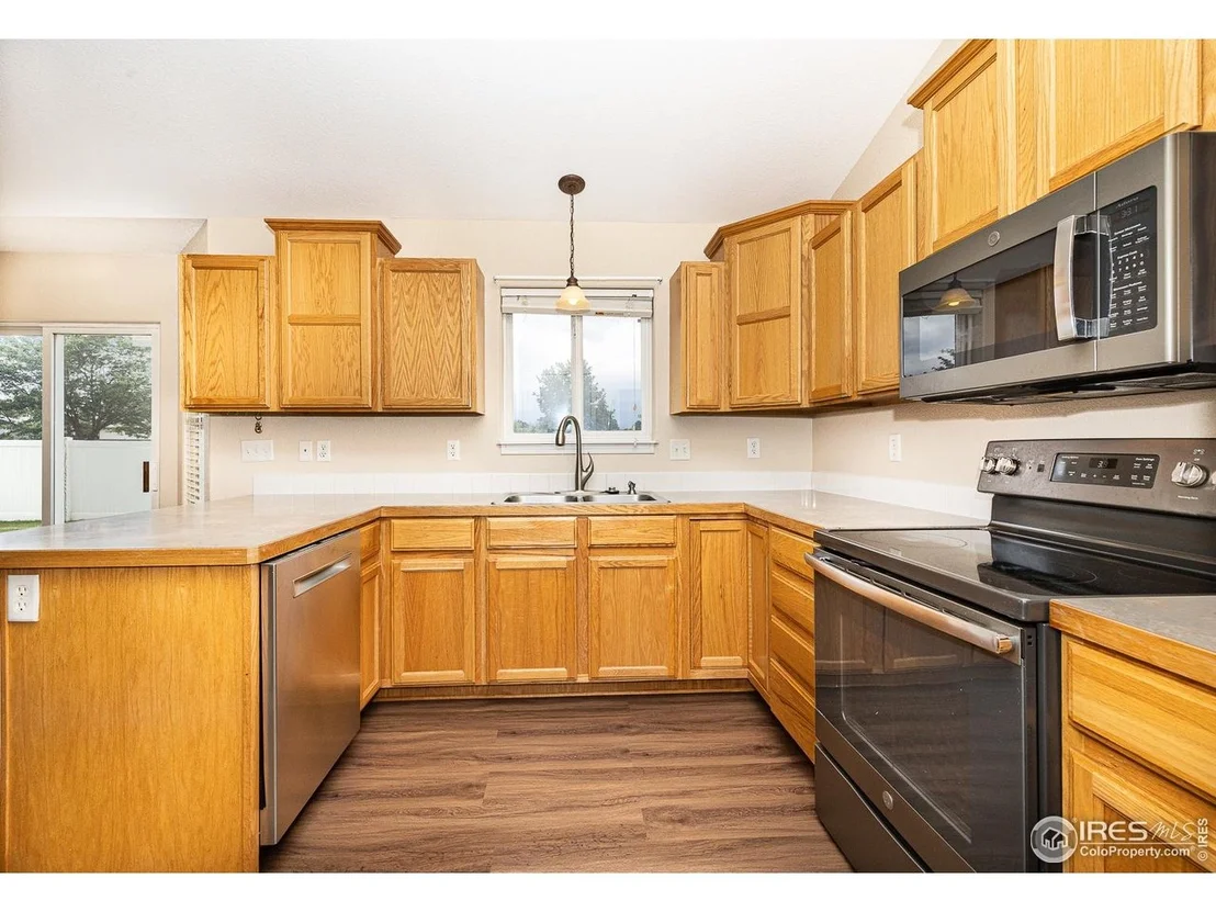 Photo of 2409 Dock Dr