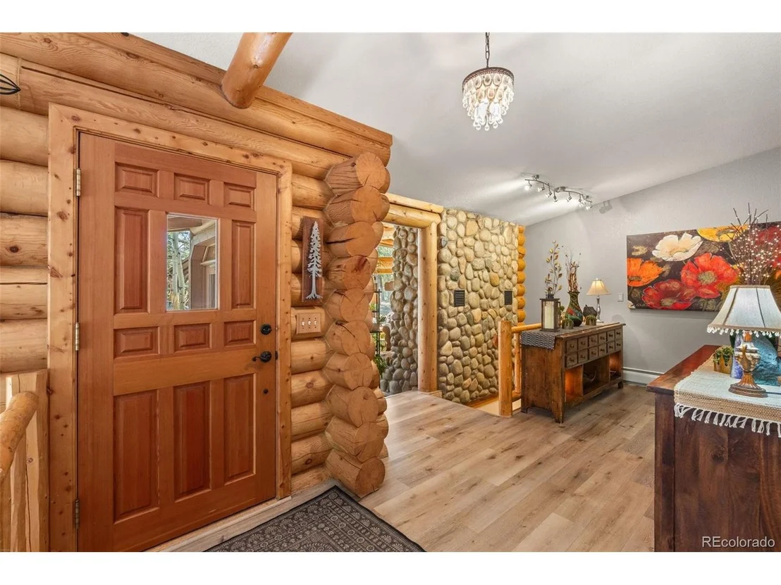 Photo of 23550 Pleasant Park Rd