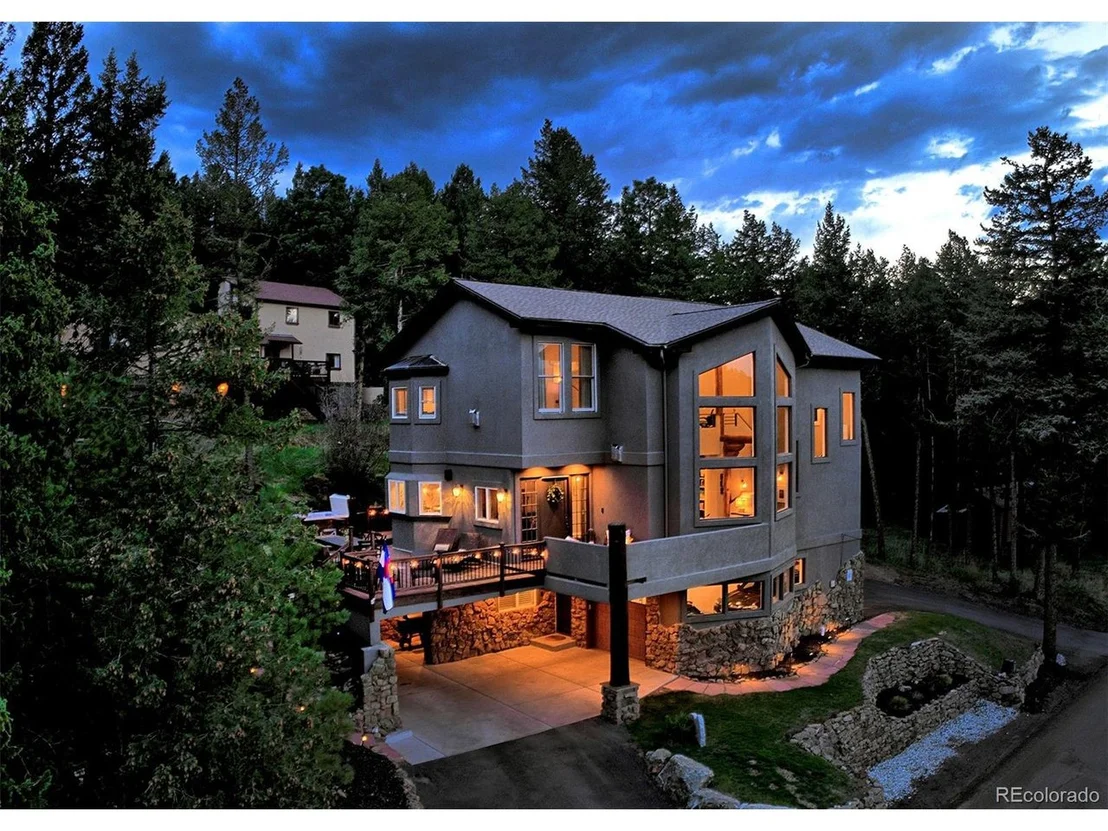 Photo of 27086 Mountain Park Rd