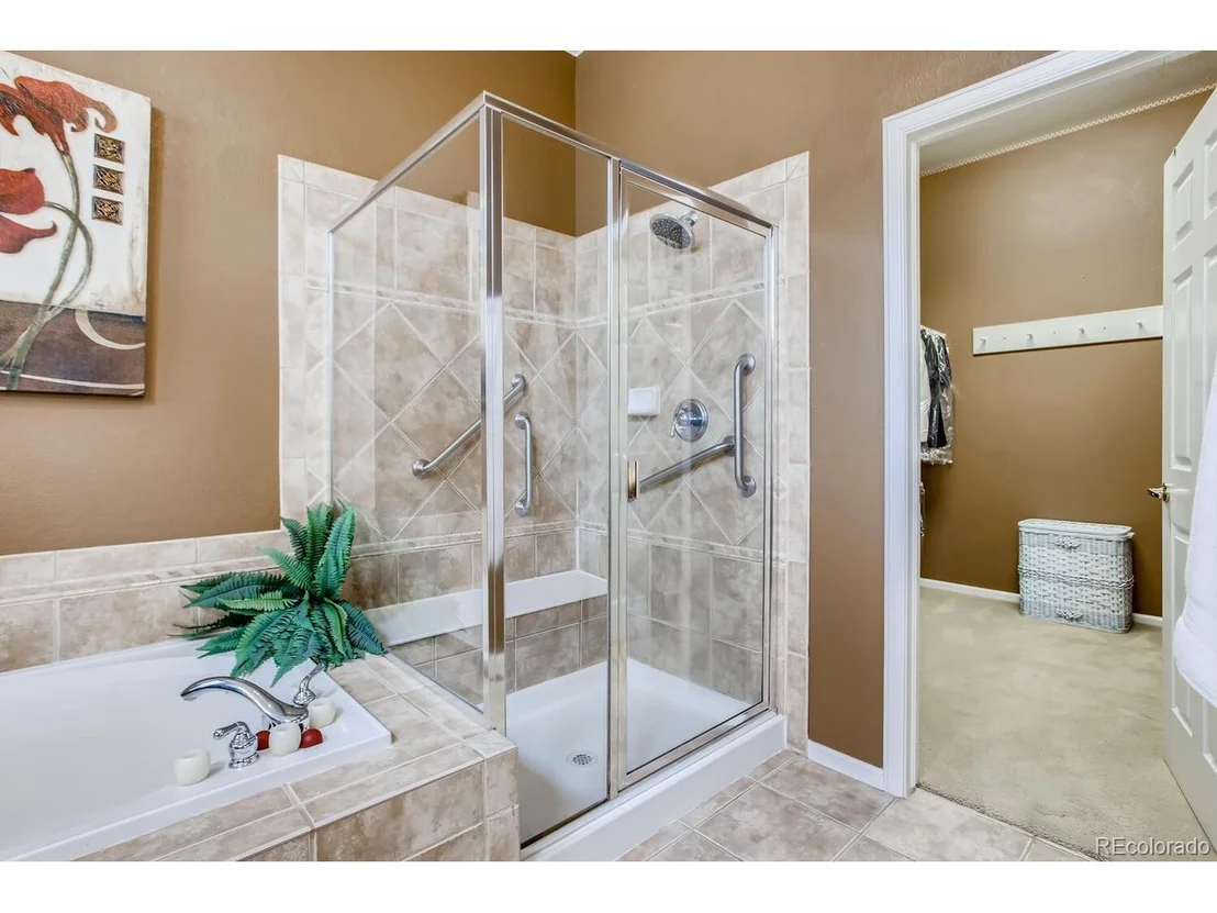 Photo of 5974 Stagecoach Ave
