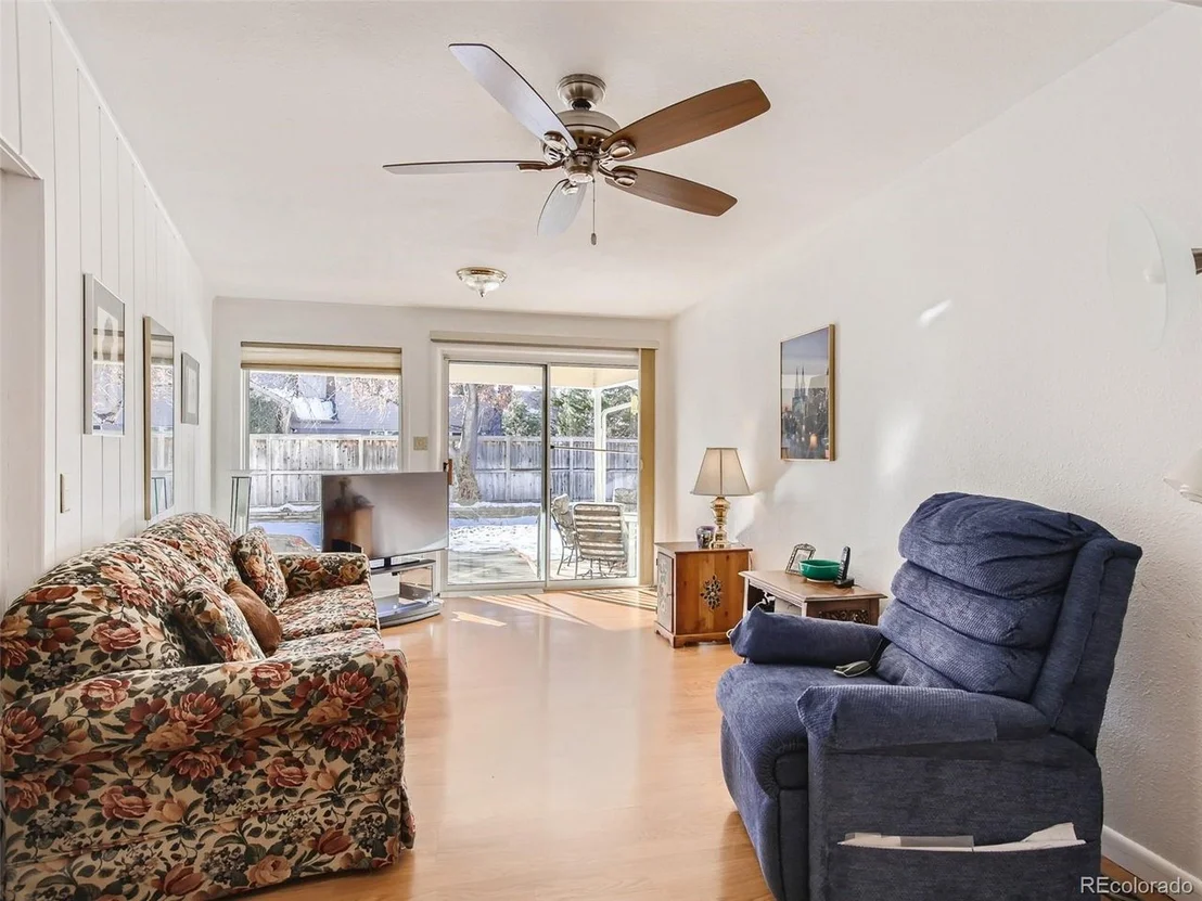 Photo of 201 Locust Ln
