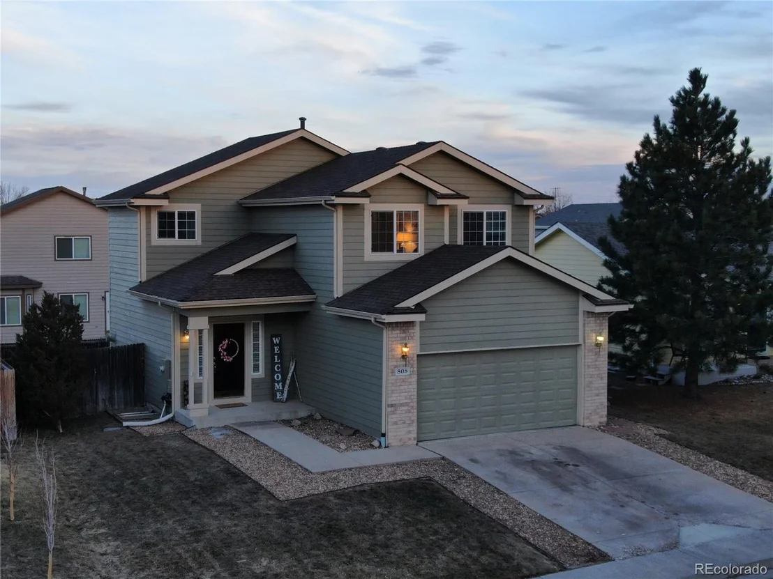 Photo of 808 Pitkin Way