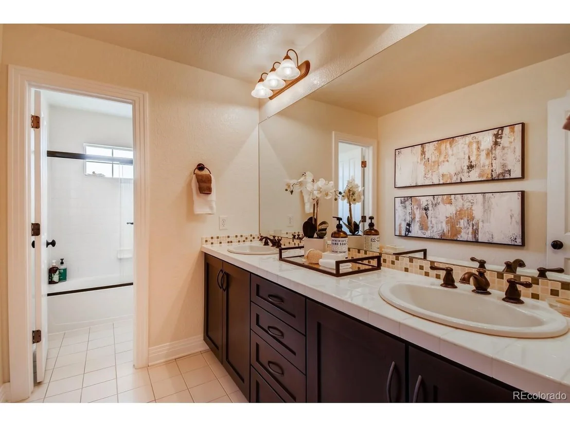 Photo of 4938 Silver Feather Cir