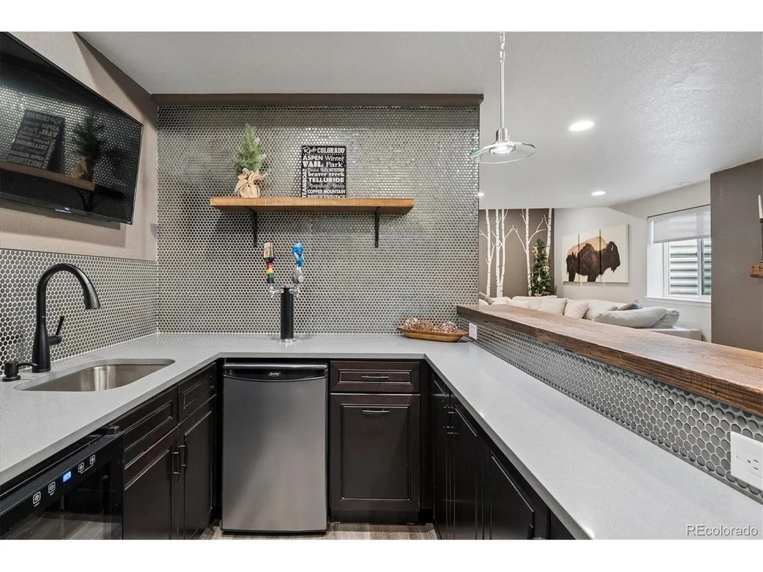 Photo of 9353 Iron Mountain Way