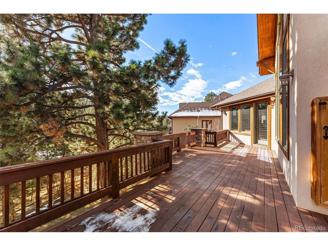 Photo of 2392 Saddleback Dr