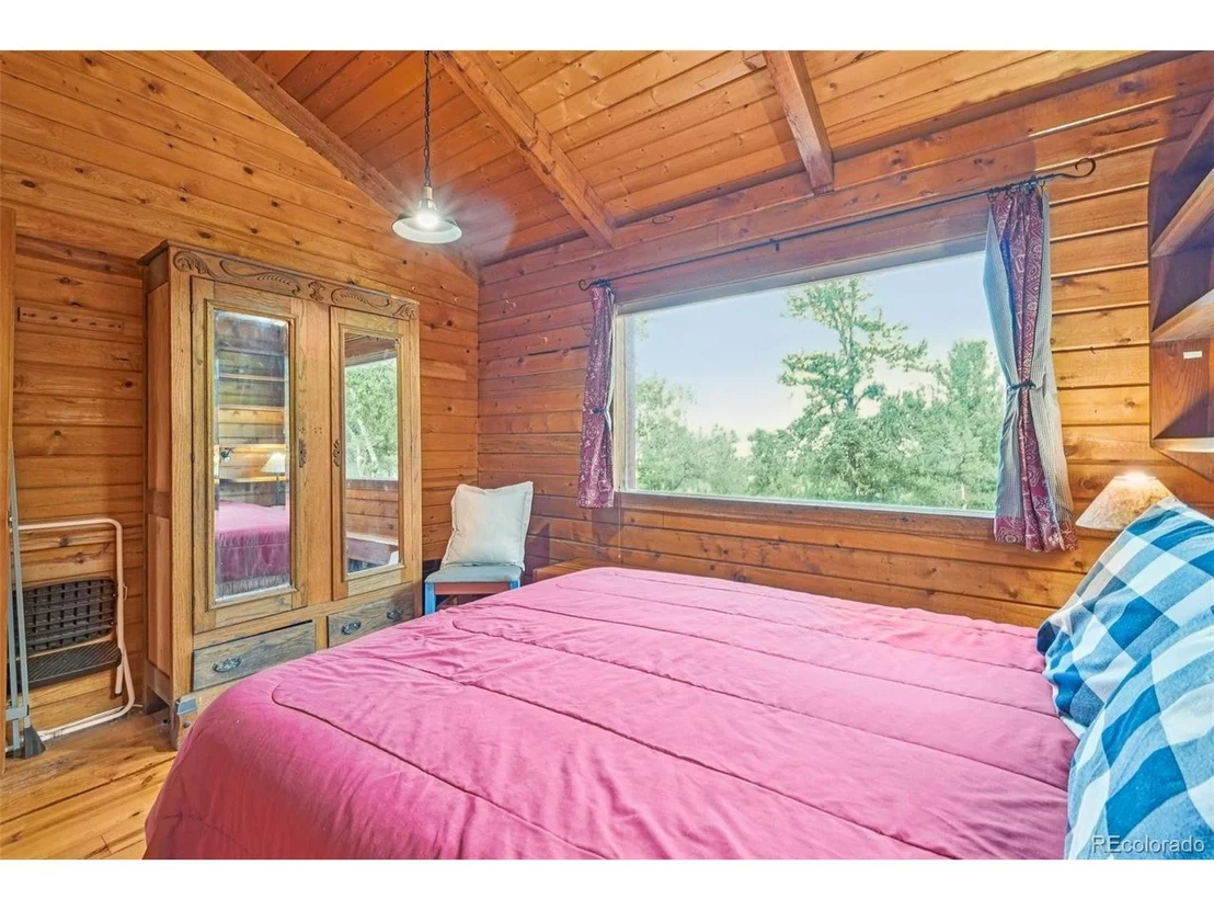 Photo of 215 Gadwall Rd