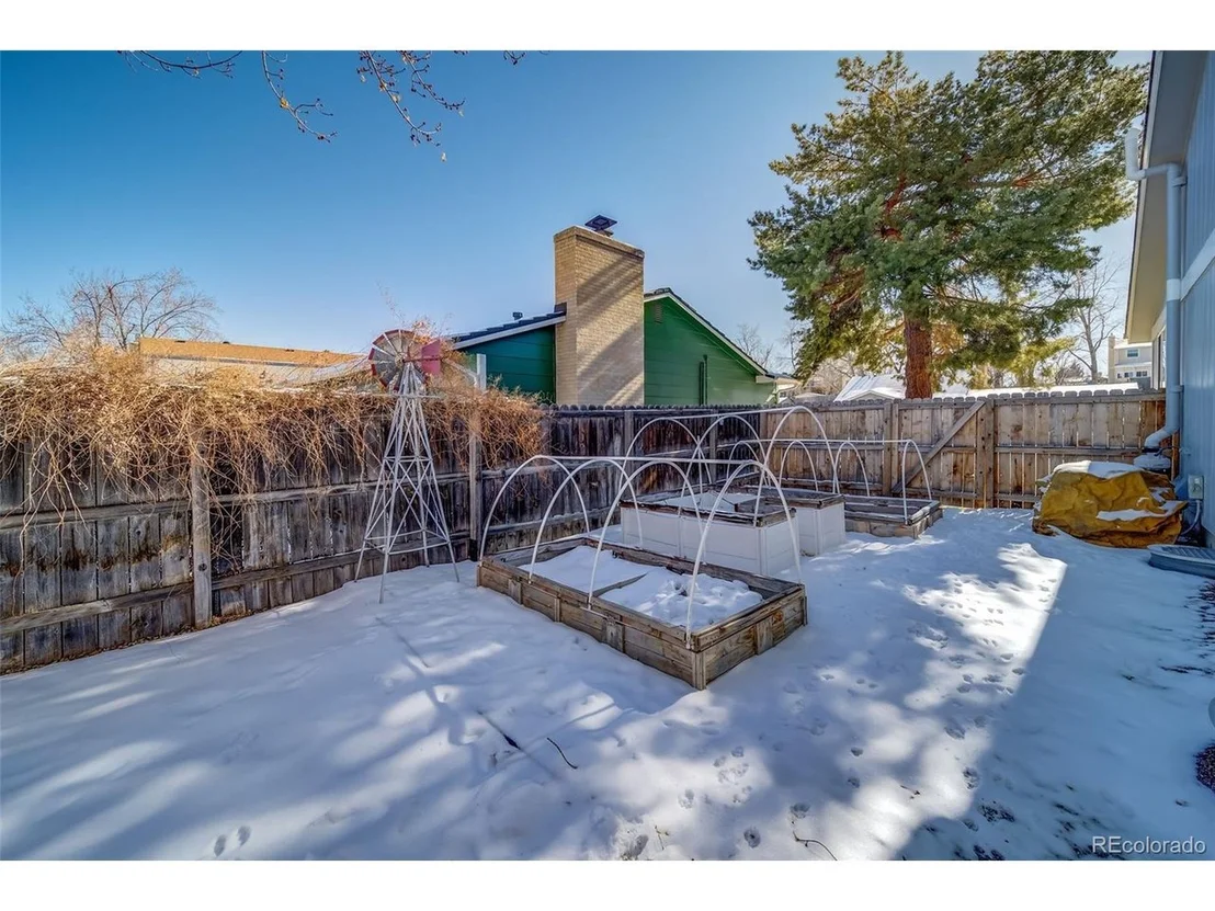 Photo of 9601 Sierra Dr