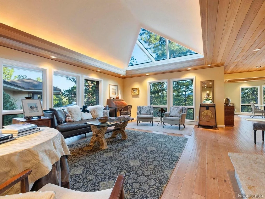 Photo of 2397 Daisy Ln