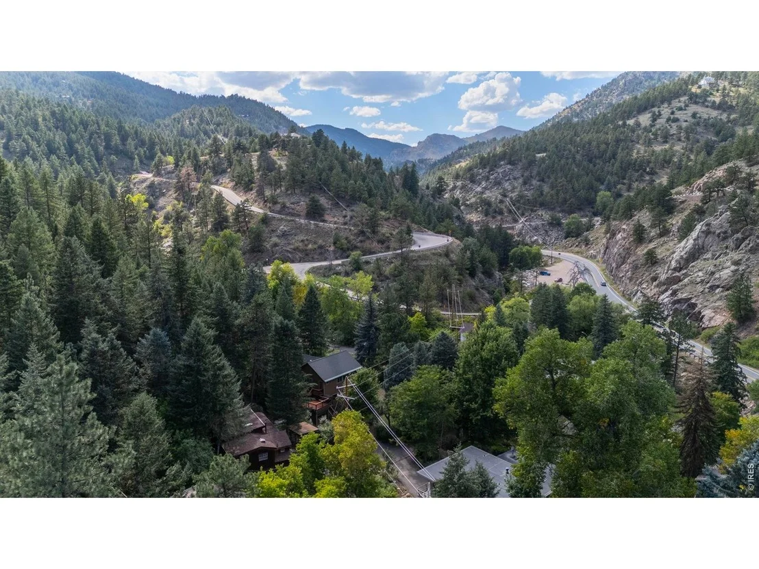 Photo of 41 Silver Spruce