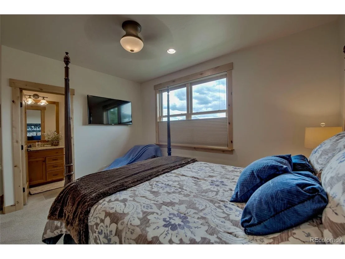 Photo of 160 Stonefly Dr