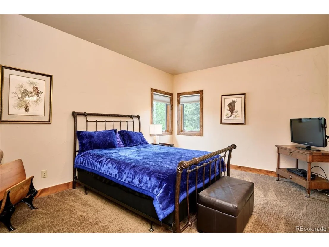 Photo of 11405 Conifer Ridge Dr
