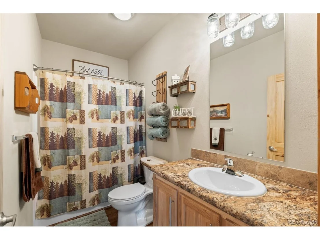 Photo of 74 Valley View Ln