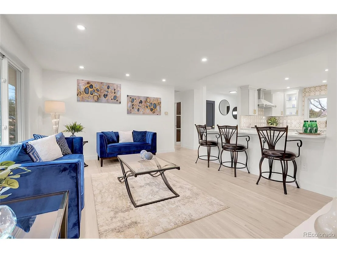 Photo of 3281 Vivian Dr
