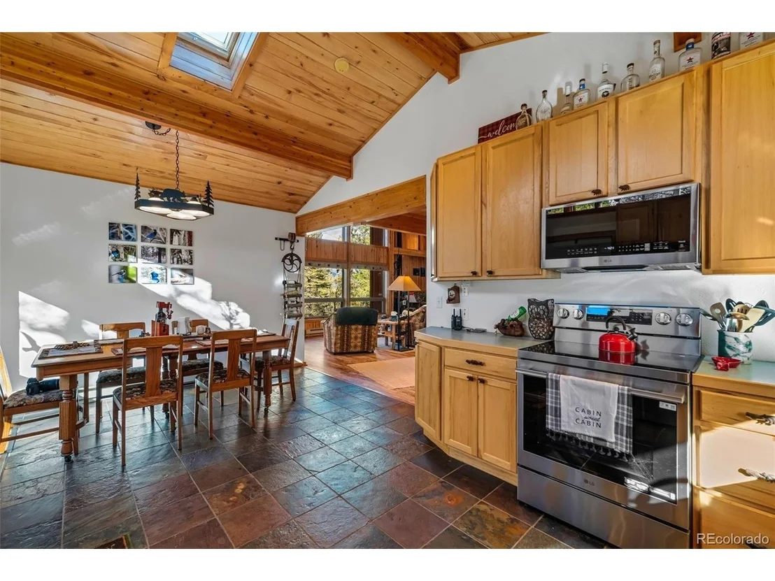 Photo of 913 Longbow Dr