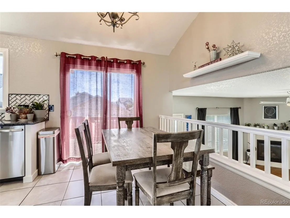 Photo of 4282 Clover Ln