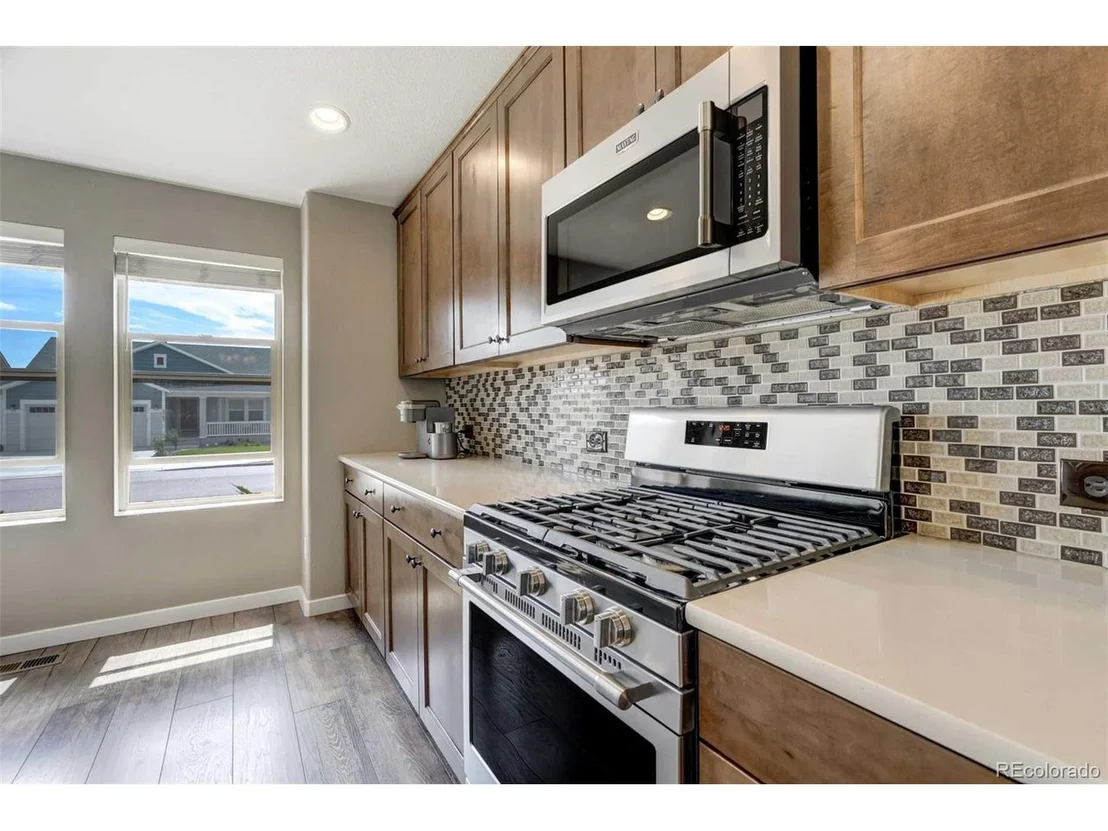 Photo of 2584 Lakes Edge Dr
