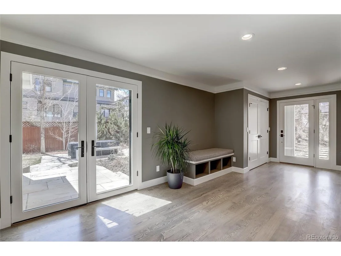 Photo of 956 Quince Ave